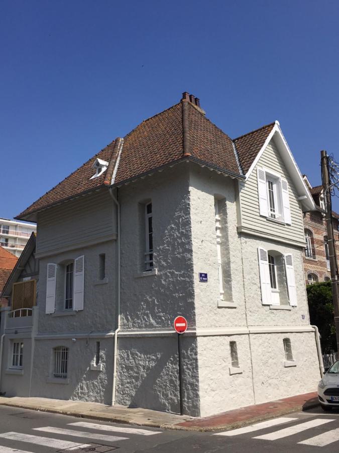 Historic "Touquettoise" Villa, Located In Heart Of The Village, 100M From The Beach, With Sunny Terrace And Private Garden Le Touquet エクステリア 写真