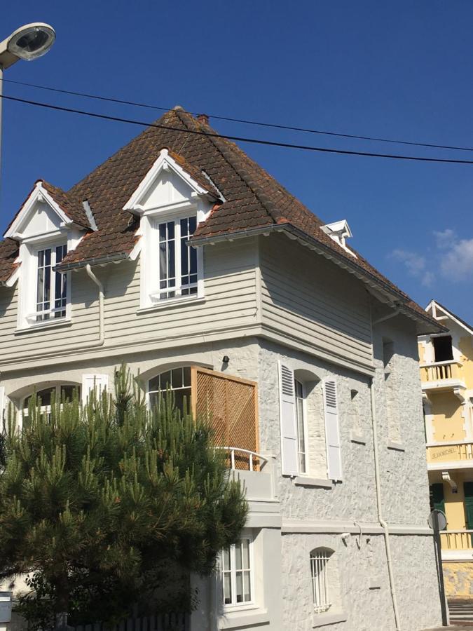 Historic "Touquettoise" Villa, Located In Heart Of The Village, 100M From The Beach, With Sunny Terrace And Private Garden Le Touquet エクステリア 写真